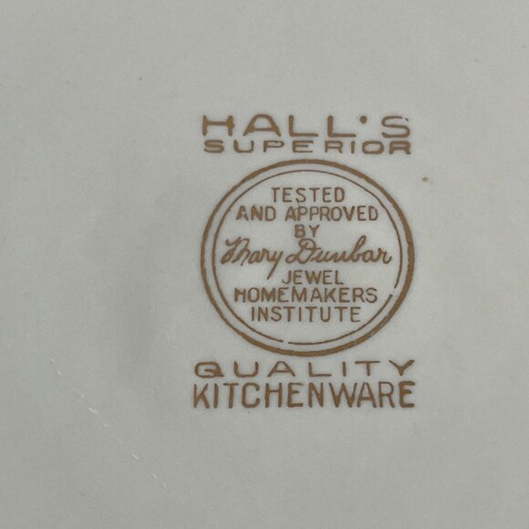 Hall Autumn Leaf French Baker Souffle Dish // 7" Round // Vintage - Picture 5 of 5